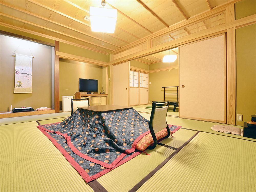 Hotel Jinpyokaku Yamanouchi  Exterior foto