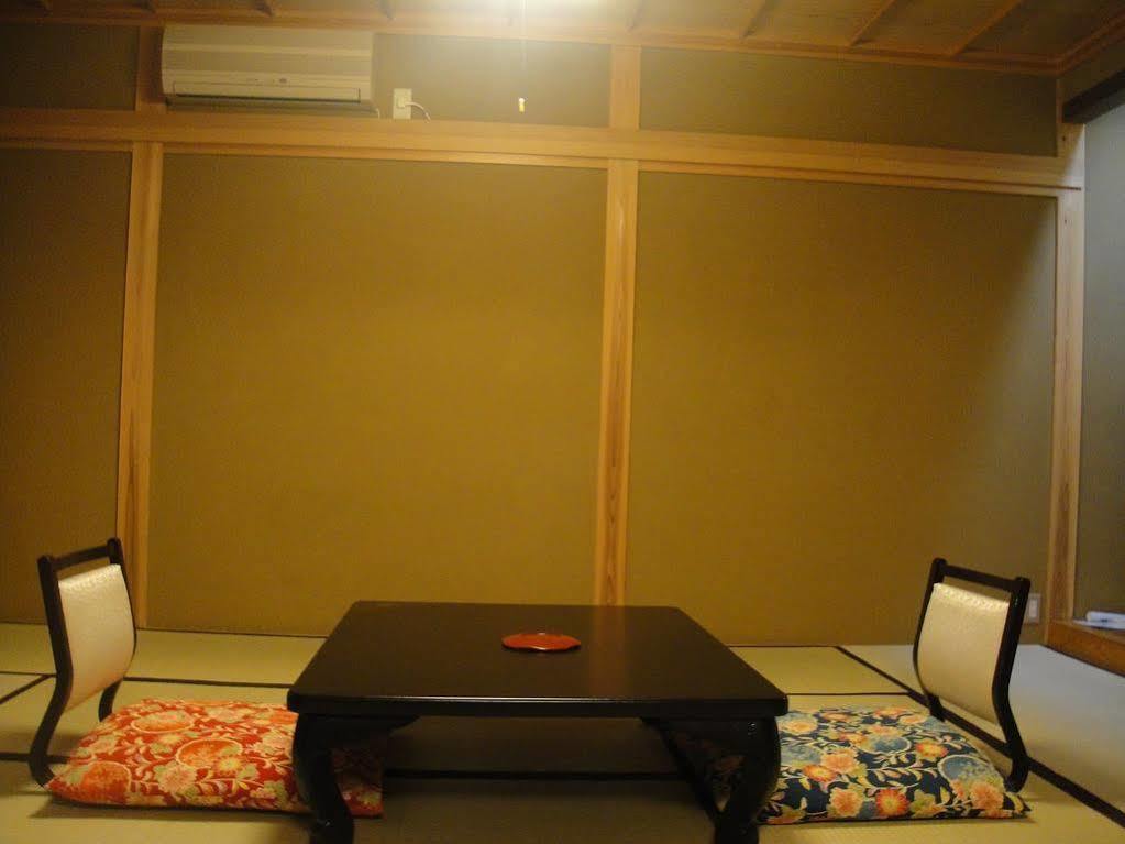 Hotel Jinpyokaku Yamanouchi  Exterior foto