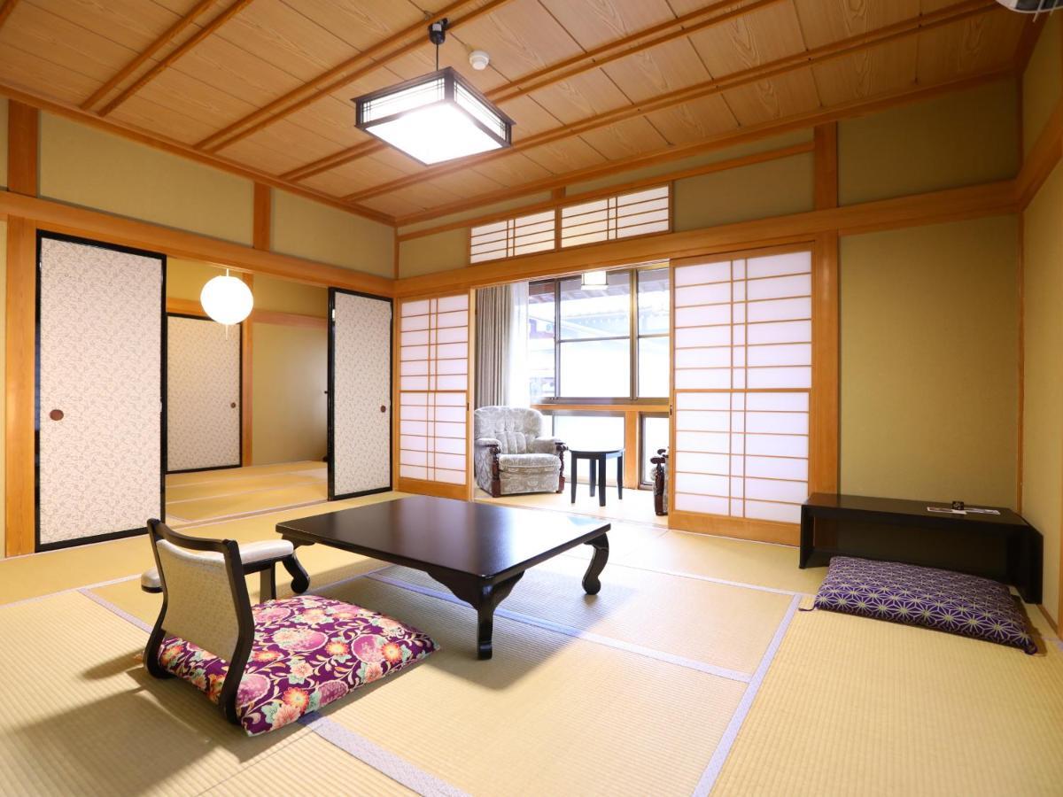 Hotel Jinpyokaku Yamanouchi  Exterior foto