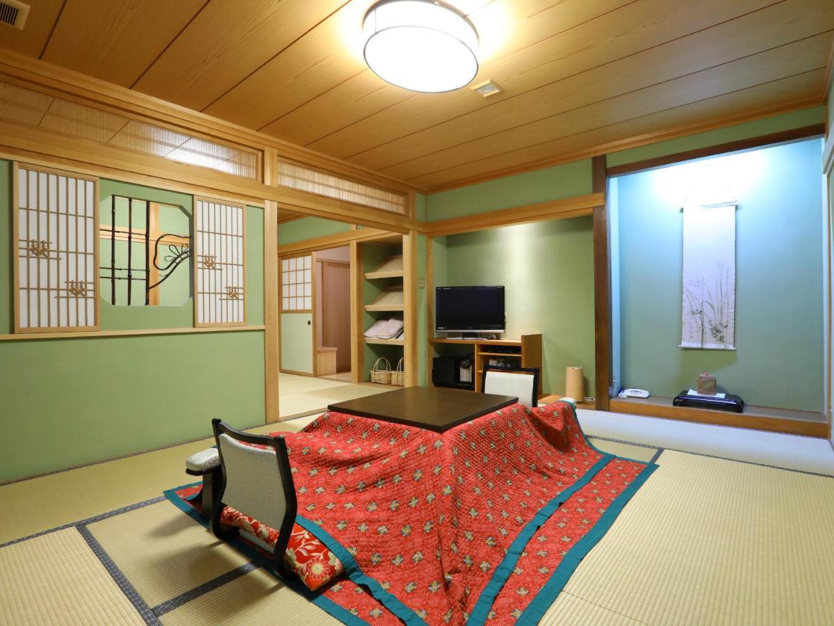 Hotel Jinpyokaku Yamanouchi  Exterior foto